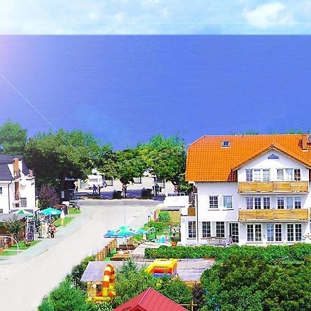 Dom Wczasowy Chlapovia Chłapowo Exteriör bild